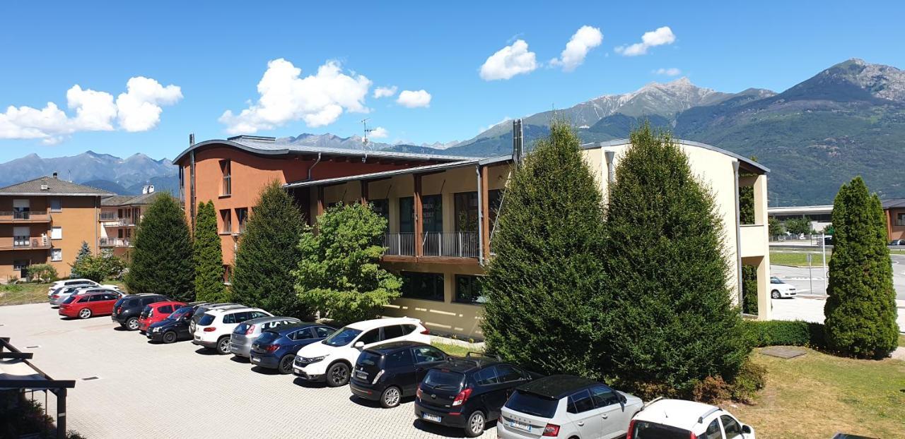 Residence I Fiori Piantedo Exterior photo