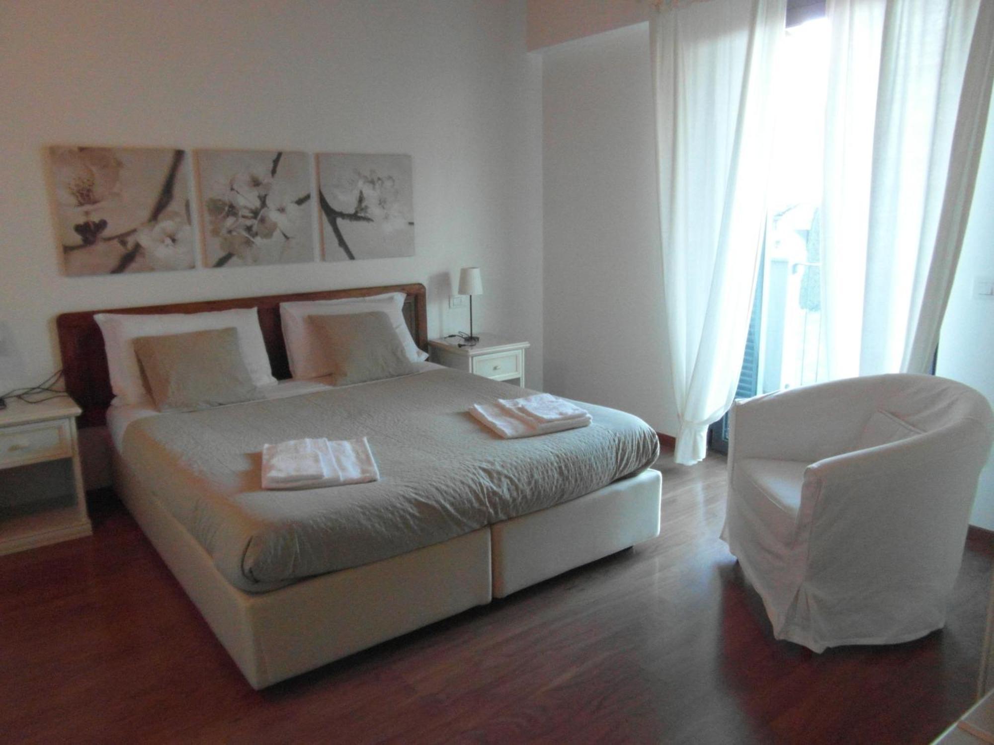 Residence I Fiori Piantedo Room photo
